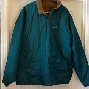 Patagonia Men's Blue Jacket with Brown Collar